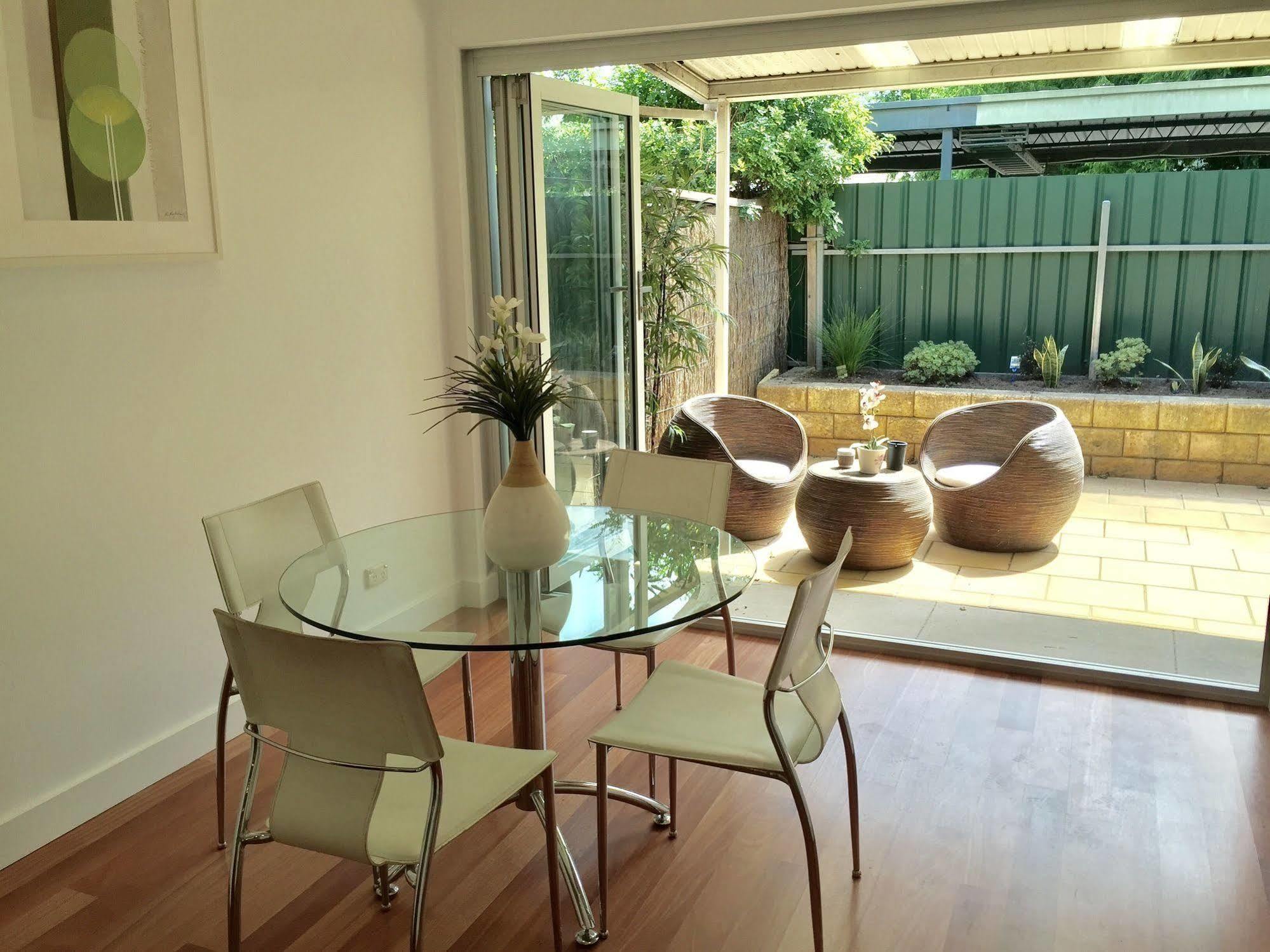 Villa Chic Townhouse In North Adelaide Exterior foto